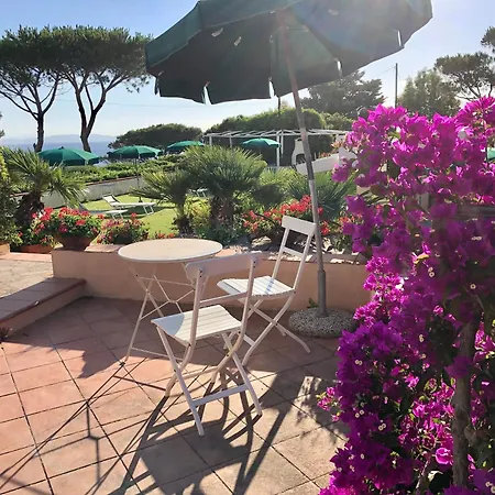 Ξενοδοχείο με διαμερίσματα Belvedere Residenza Mediterranea 2*