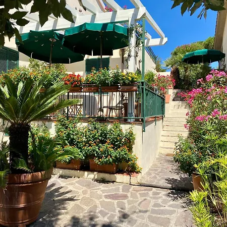 Ξενοδοχείο με διαμερίσματα Belvedere Residenza Mediterranea