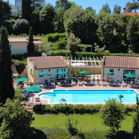 Ξενοδοχείο με διαμερίσματα Belvedere Residenza Mediterranea 2*