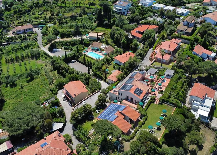 Апарт-отель Belvedere Residenza Mediterranea Портоферрайо