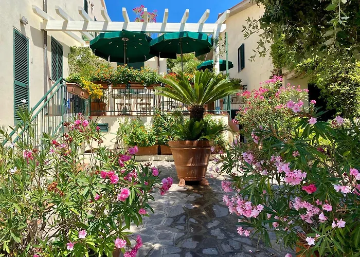 Апарт-отель Belvedere Residenza Mediterranea